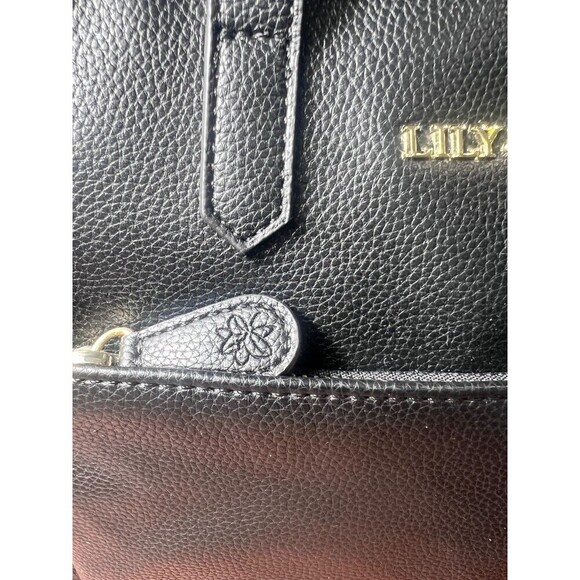 Lily Jade Brittany Convertible Tote Diaper Bag Black Vegan Leather Tassel Travel - Picture 9 of 16